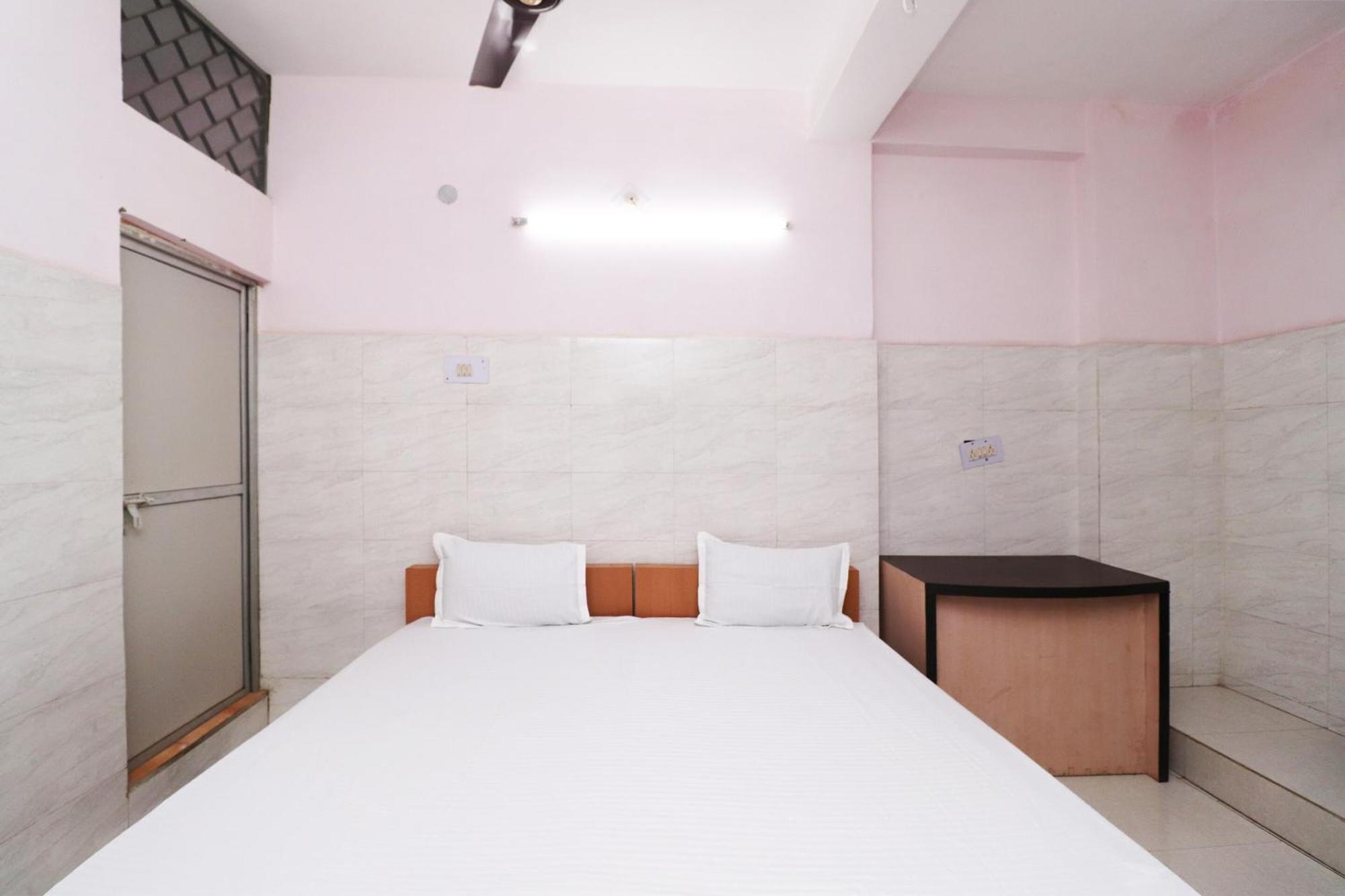 Hotel Kshama จาบัลปูร์ ภายนอก รูปภาพ